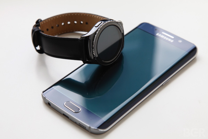 Samsung Smartwatch & Smartphone